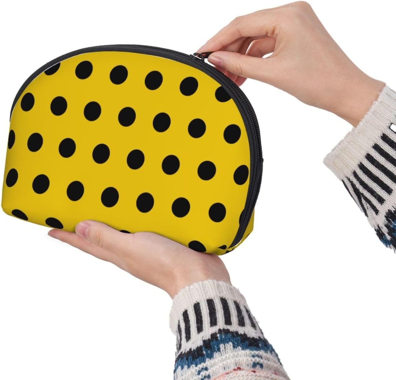 Cozimangoe Coin Pouch Makeup Bags Set, 2 Piece Shell Shape Cosmetic Bag with Pockets for Daily Travel Handbag Lipstick Keys Toiletry, Personalized Black and Yellow Polka Dots image number 3