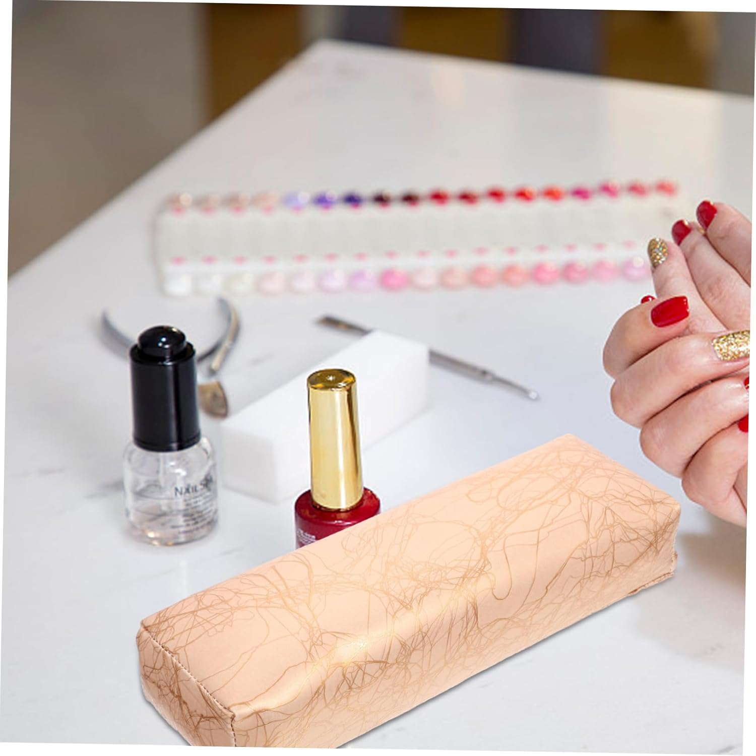 FRCOLOR Stylish Manicure Pillow Soft Sponge Leather Easy-Clean Comfortable Nail Art Experience - Silver image number 5