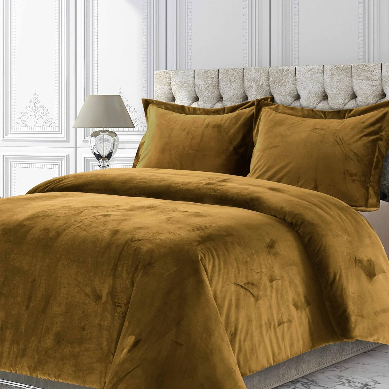 Tribeca Living Venice Velvet Oversized Duvet Set, Luxurious 2-Piece Twin Bedding, Super Soft Velvet with Hidden Button Closure, Gold