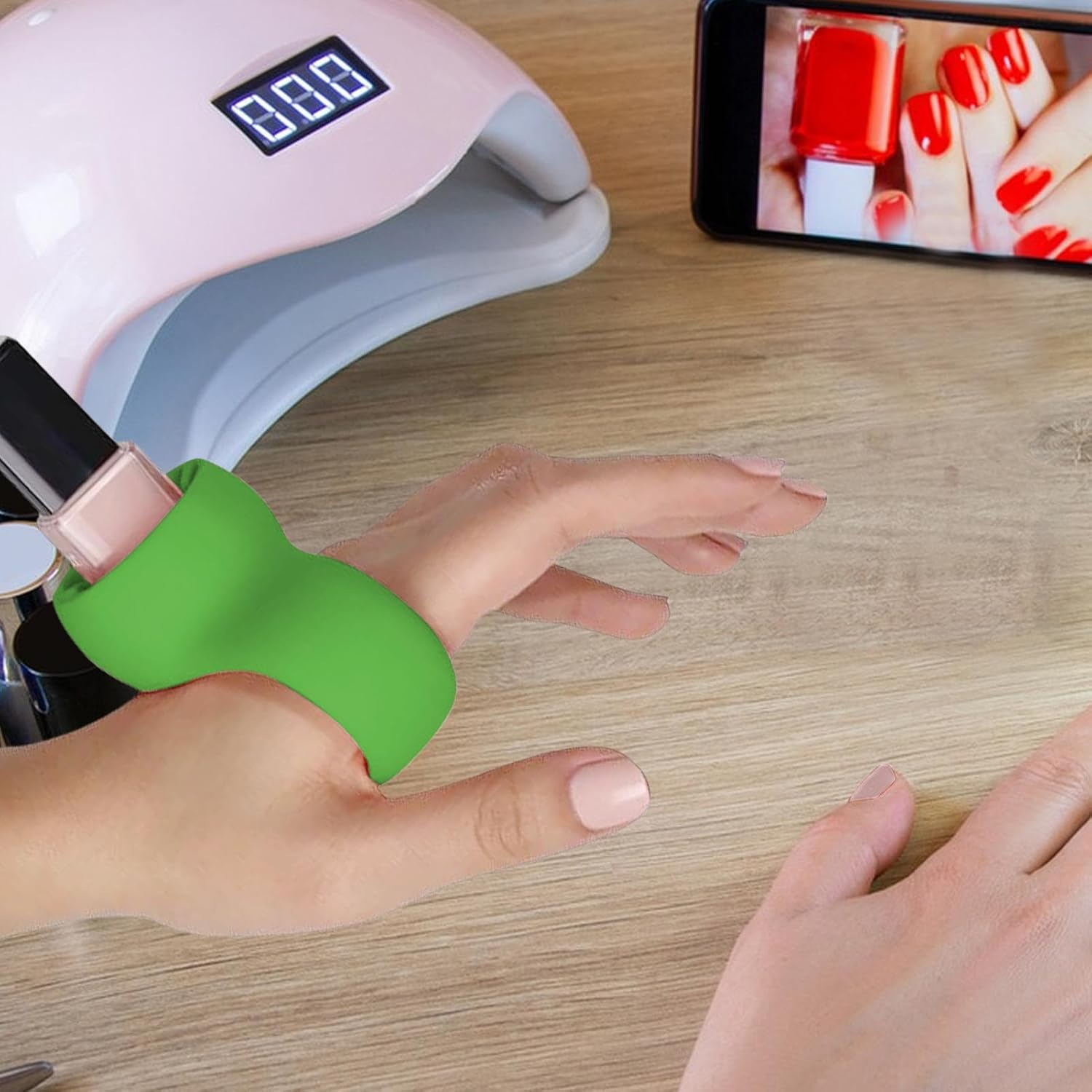 Shurzzesj Nail Polish Holder | Wearable Anti-Spill Organizer,Strong Grip Airlock Suction Silicone Nail Polish Holder for Salon Design image number 5