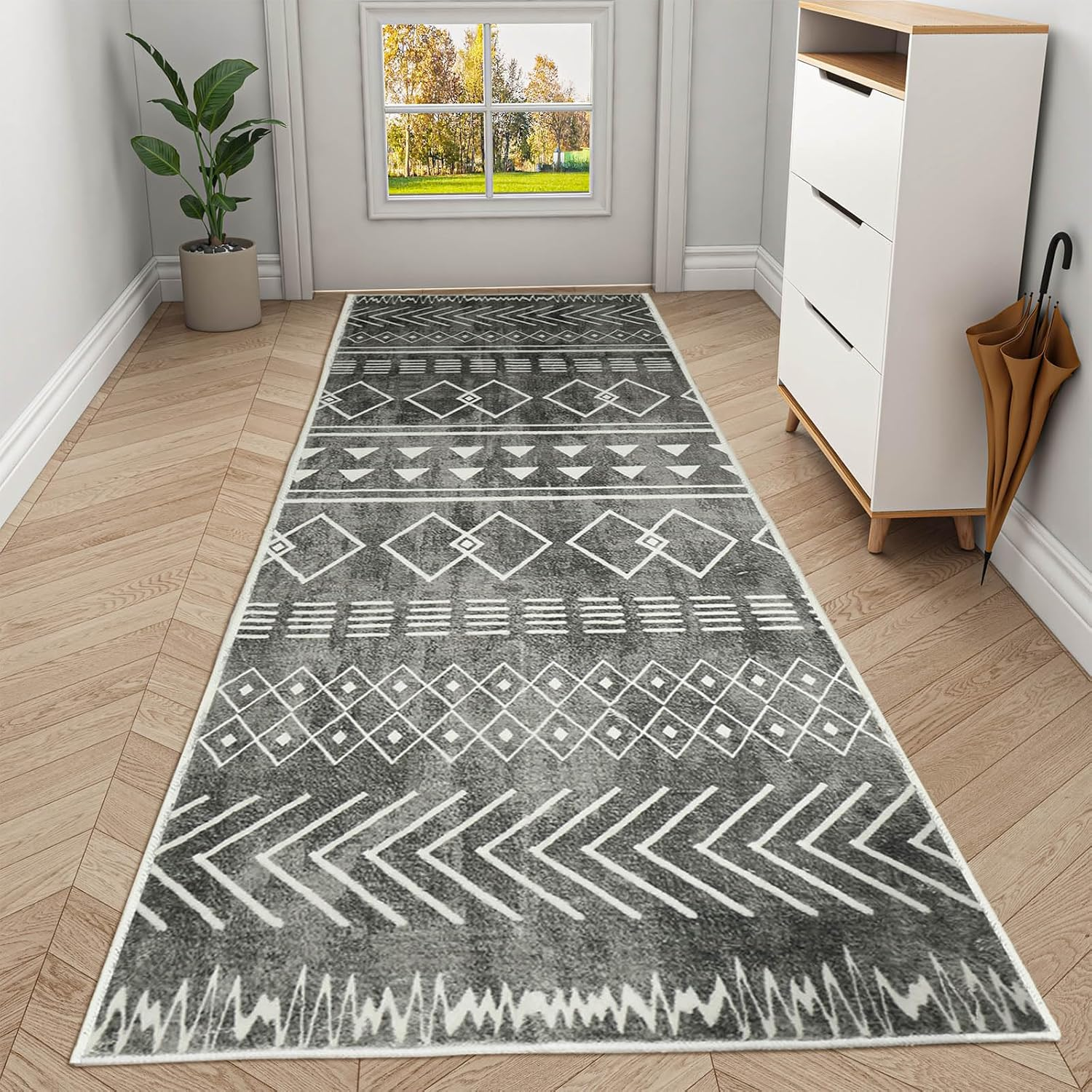 DAWNTREES Runner Rug (60X210Cm) Hallway Runner Rug Washable Kitchen Runner Rugs with Rubber Backing,Extra Long & Wide Rugs for Entryway Indoor, Kitchen, Laundry, Bedroom (Dark Grey)