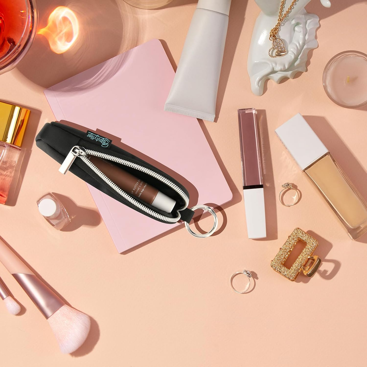 Beautyflier Tinted Lip Butter Balm Keychain Holder Compatible with Summer Fridays 0.5 Oz Lip Balm, Attachment for Summer Fridays, Shine Lip Gloss Portable Holder (Black)