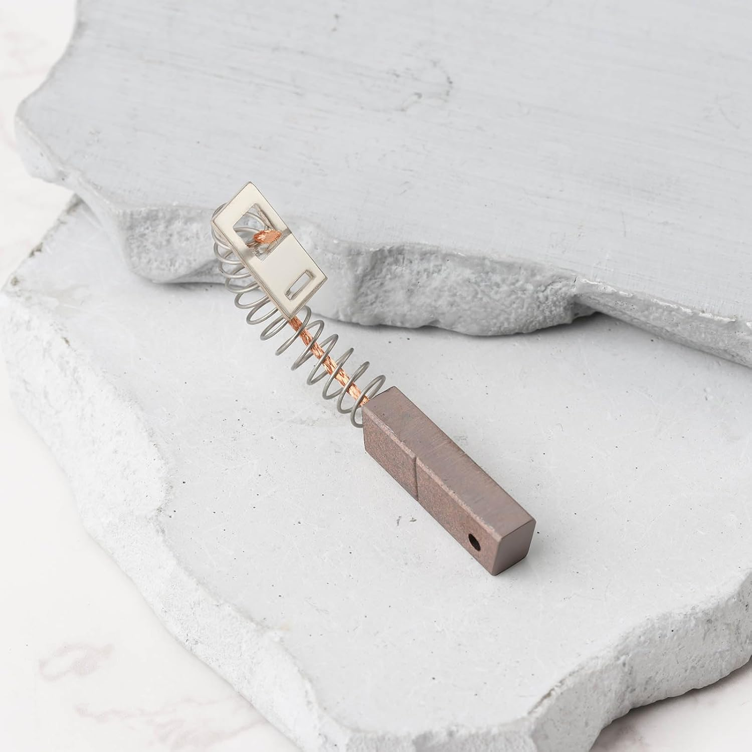 4Pcs Metal Alternators Brush A647X50870 23X8X5Mm Compatible with Mitsubishi IR IF image number 1