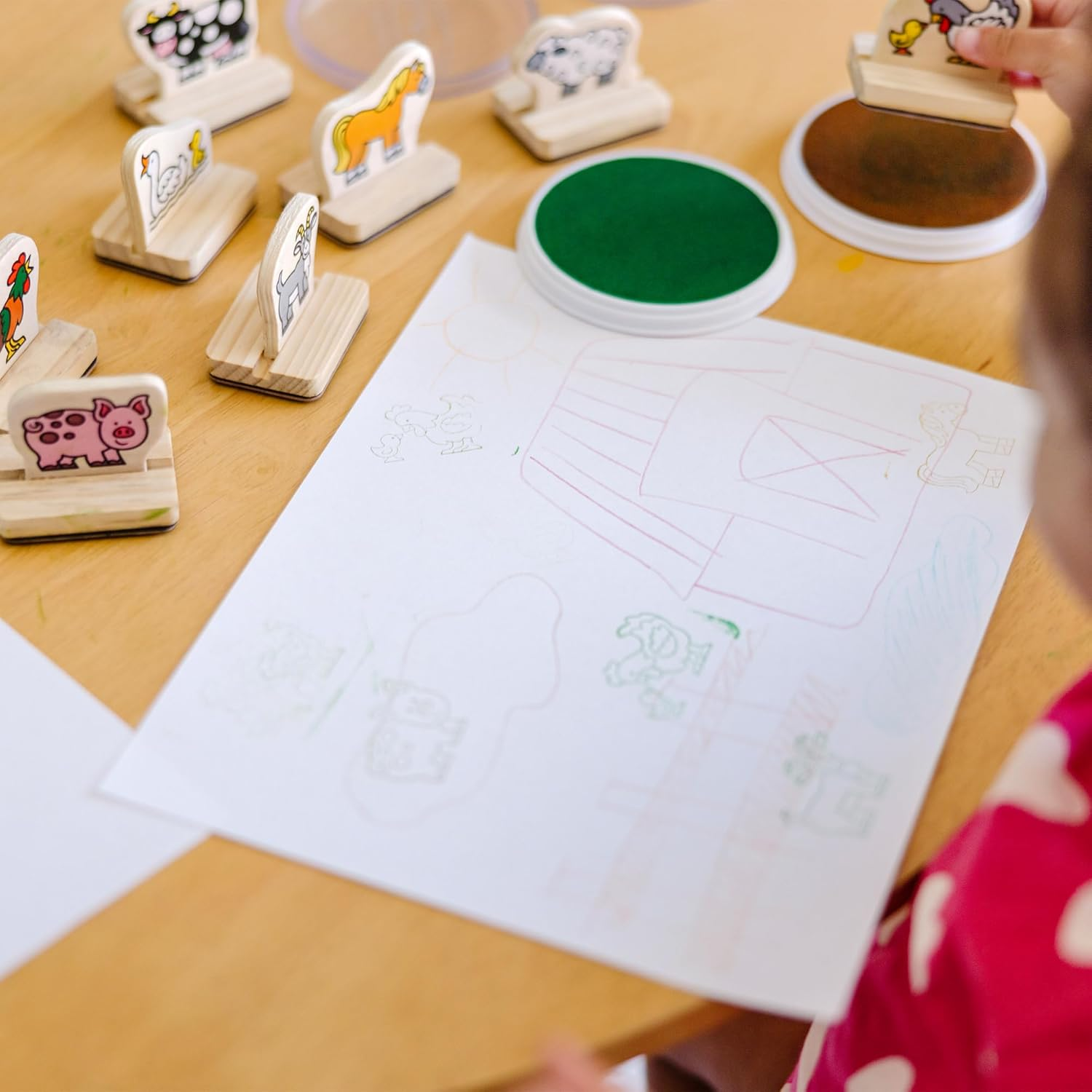 Melissa & Doug My First Wooden Stamp Set &ndash; Farm Animals &ndash; 8 Stamps, 5 Colored Pencils, Washable Ink Pad &ndash; Toddler Arts & Crafts Ages 4+ image number 3