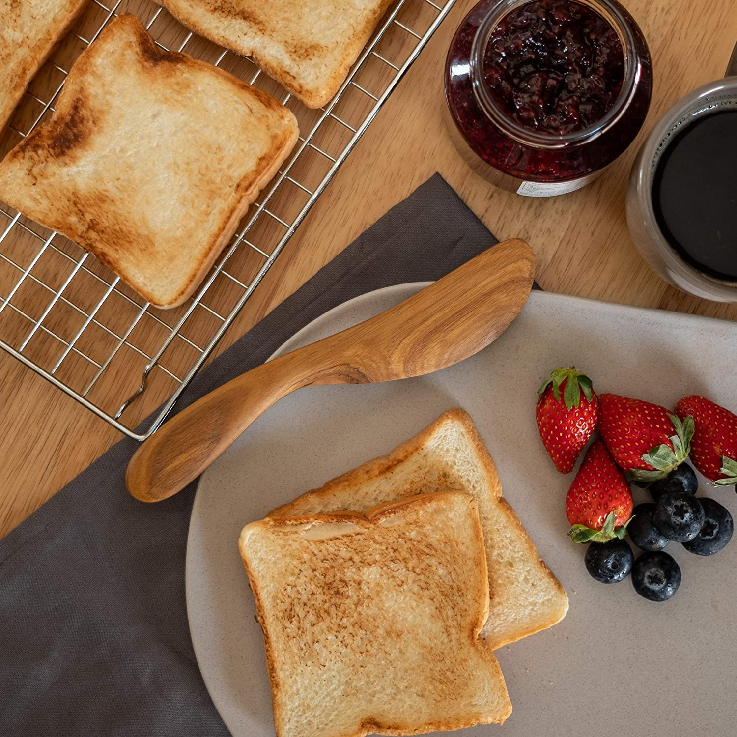 Butter Spreader, Faay - 7.5" Butter Knife Eco-Friendly Condiment Knives from 100% Moist-Resistant Teak Wood, Super Handy Kitchen Utensils Peanut Jelly Spreader Set of 4 image number 2