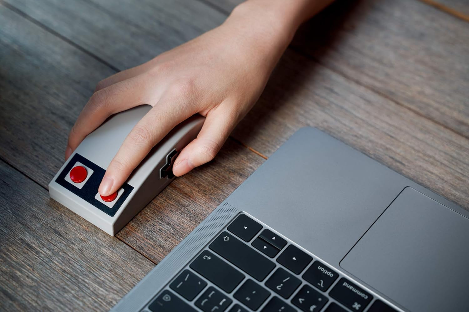 8Bitdo N30 2.4Ghz Wireless Mouse for Windows and Mac PC DVD image number 6