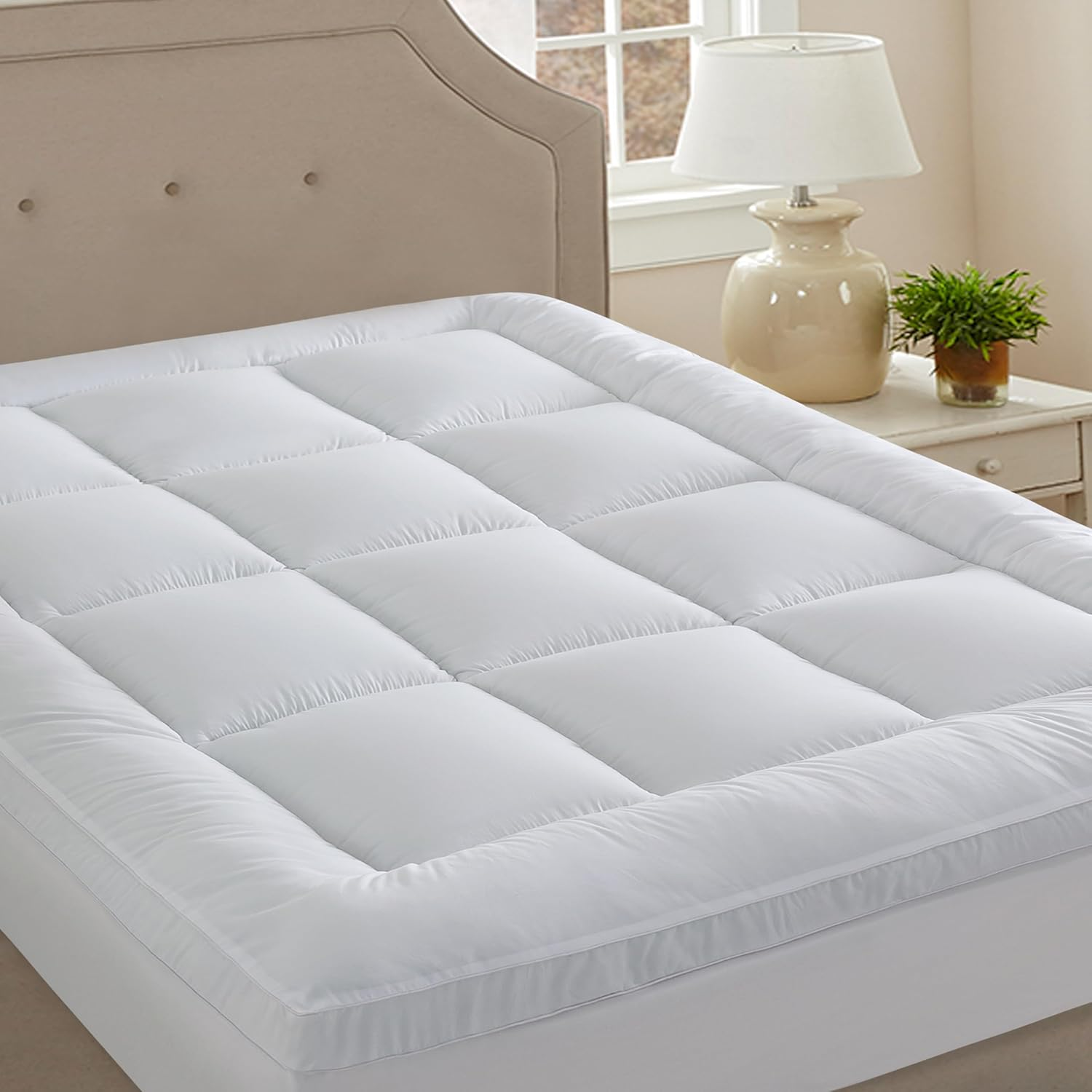 Gioia Casa Luxury Extra Thick 1000GSM Mattress Topper - Plush, Breathable & Moisture-Wicking with Secure Fit (King Single) image number 4