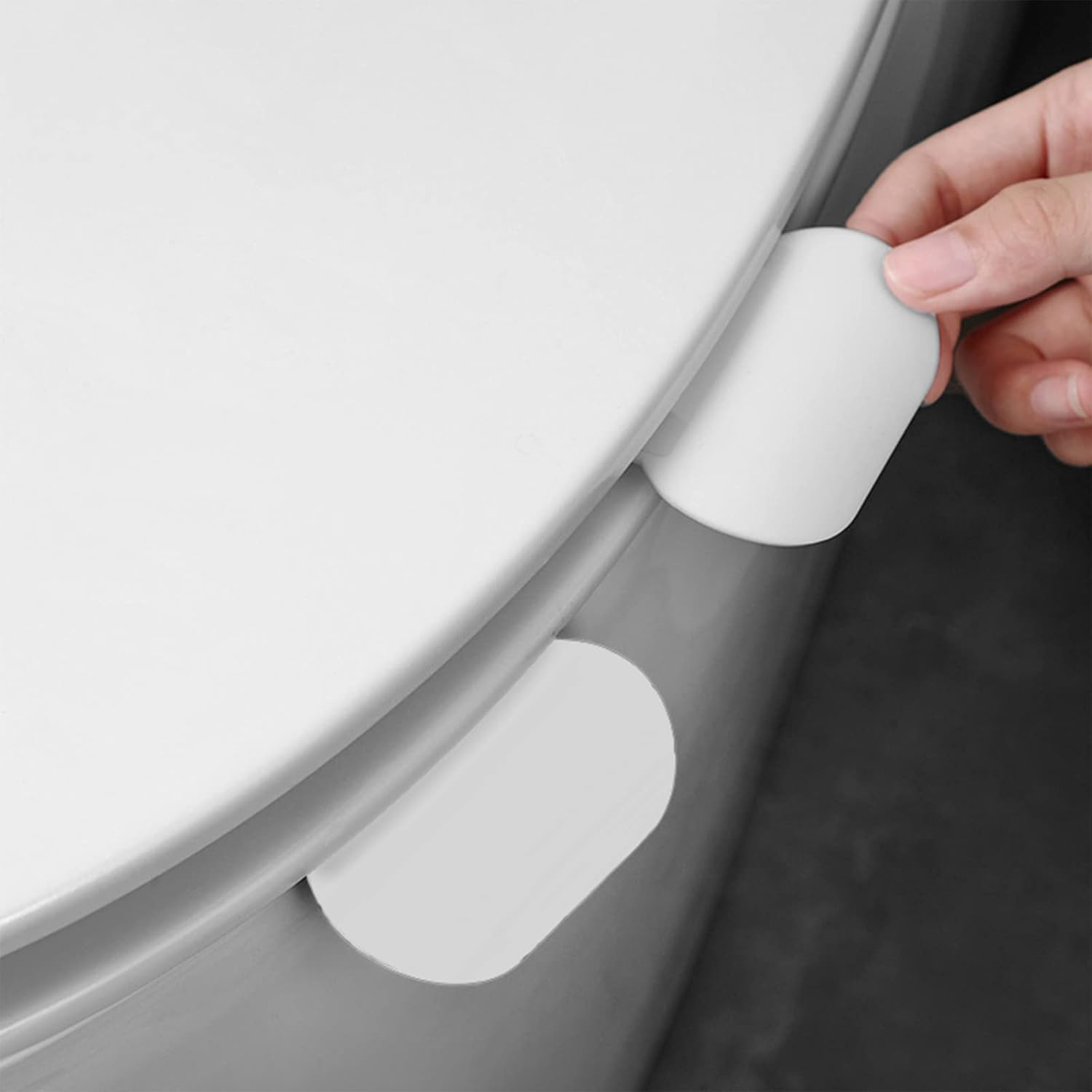 2-In-1 Toilet Lid & Seat Lifter - Avoid Touching, Ideal for Home, Office, Hotel - White image number 4