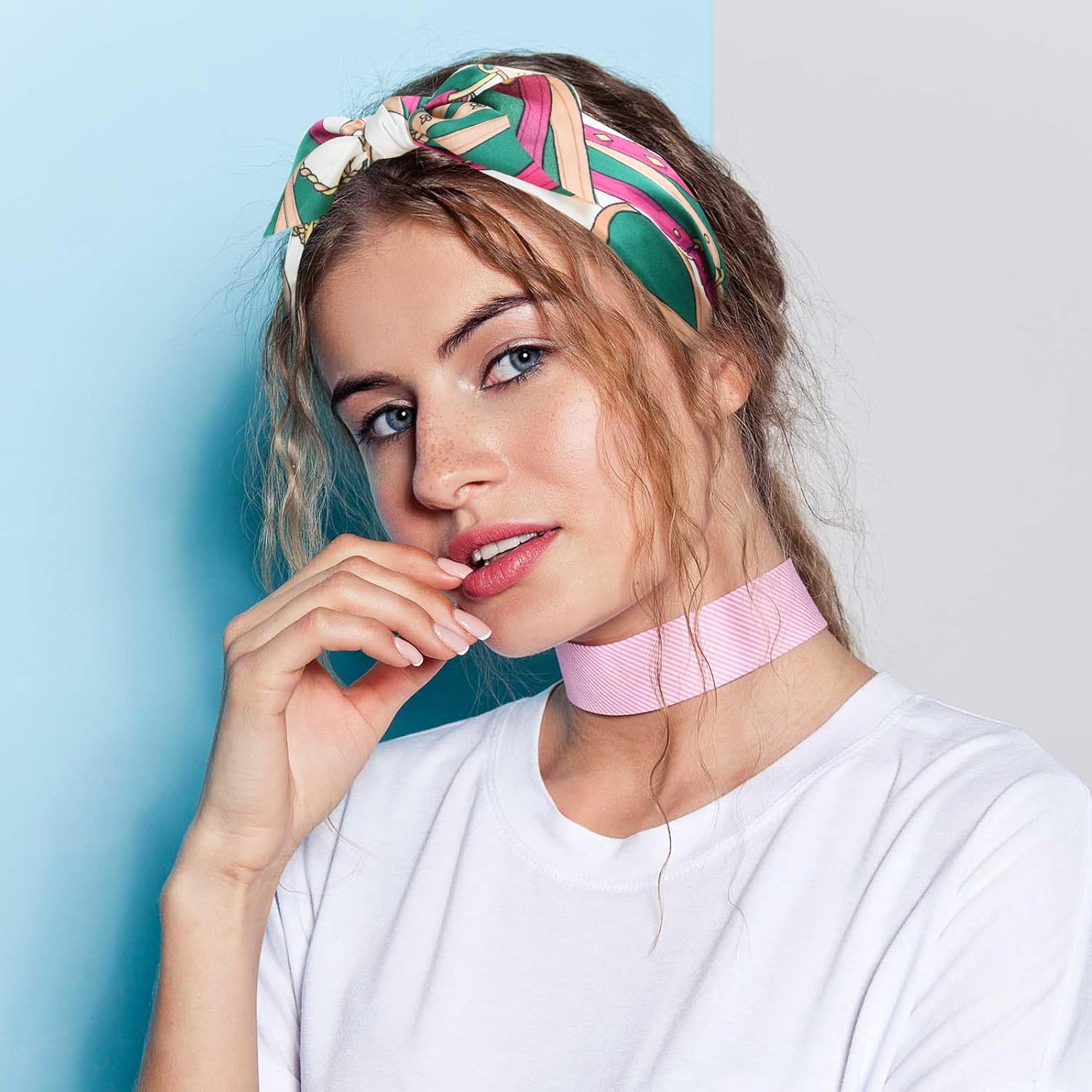 Pack of 4 Headbands for Women, Wide Printed Fabric Hair Band, Bow Hair Band, Non-Slip Knot Headband for Daily Wear/Dating/Sports/Outdoor (4 Designs) image number 5