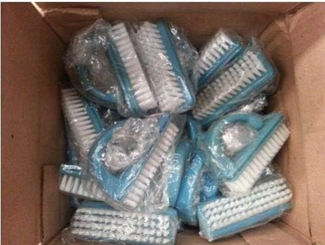 BULK Lot, 10 Pcs Plastic Nail Brush Body Tools Plastic Nail Brush