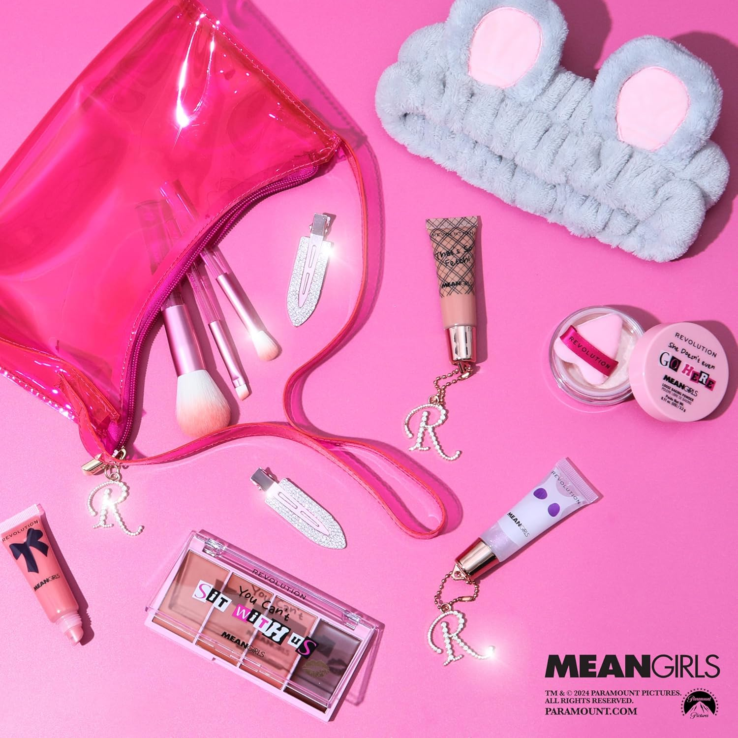 Revolution Beauty, Mean Girls X Revolution Get in Loser Beauty Blender, Makeup Sponge for Foundation, Soft & Pink-Marbled, Vegan & Cruelty-Free image number 4