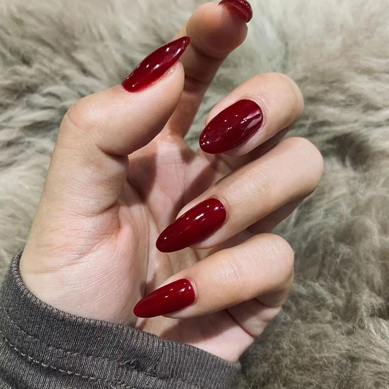 Lunarcharm Set of 30 Wine Red Press-On Nails, Short Almond False Nails, Reusable Nail Set with Nail Glue, Adhesive Tabs and Nail File, Red