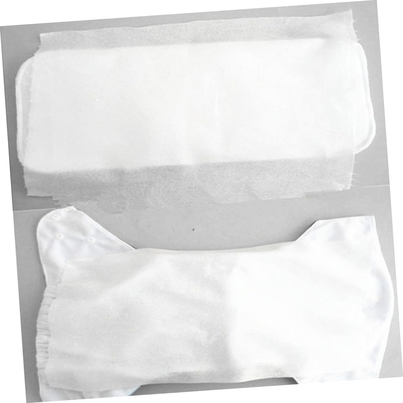 100 Sheets White Diaper Liners Bamboo Diaper Booster Pad Absorbent Breathable for Newborn Nappies image number 3