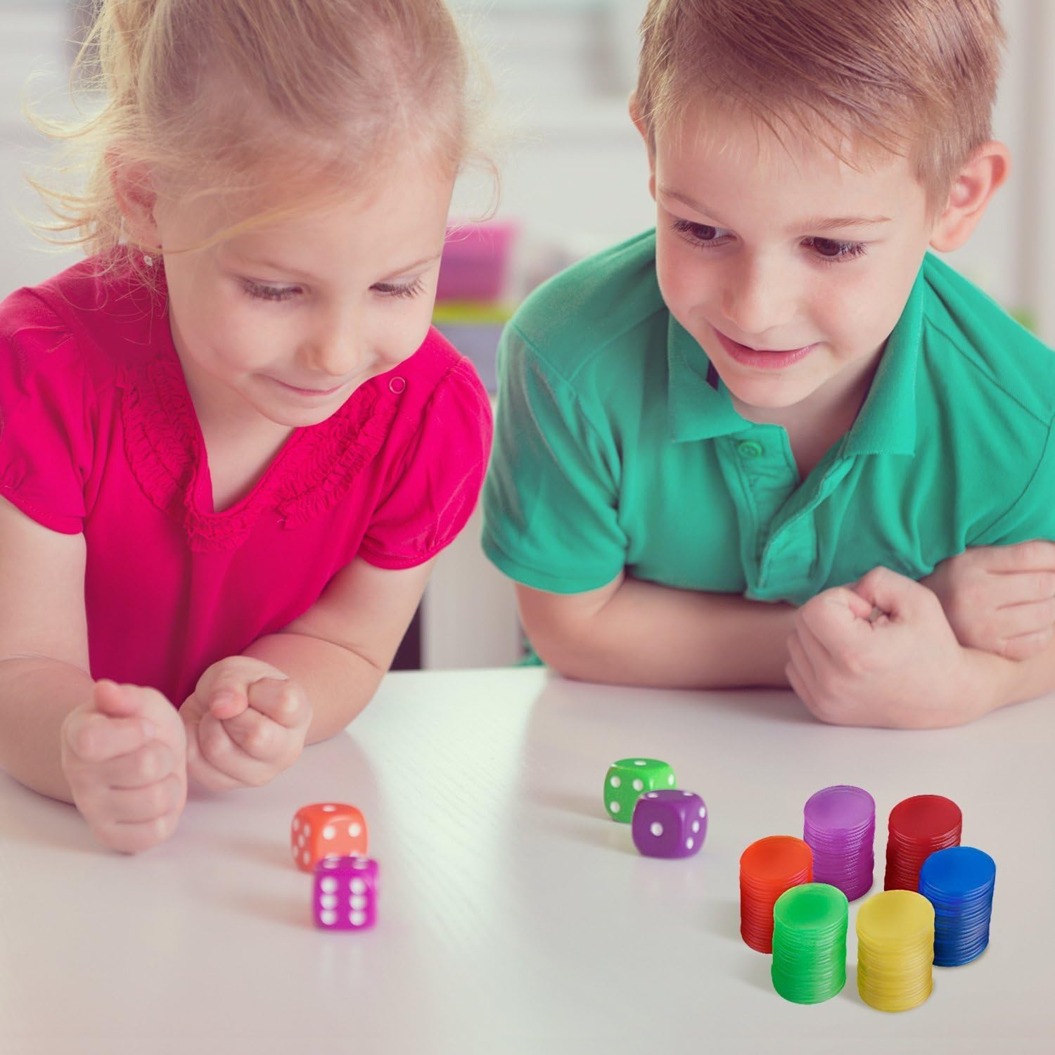 Shappy 120 Pieces Transparent Color Counters Counting Bingo Chips Plastic Markers with Storage Bag (Multicolored) image number 2