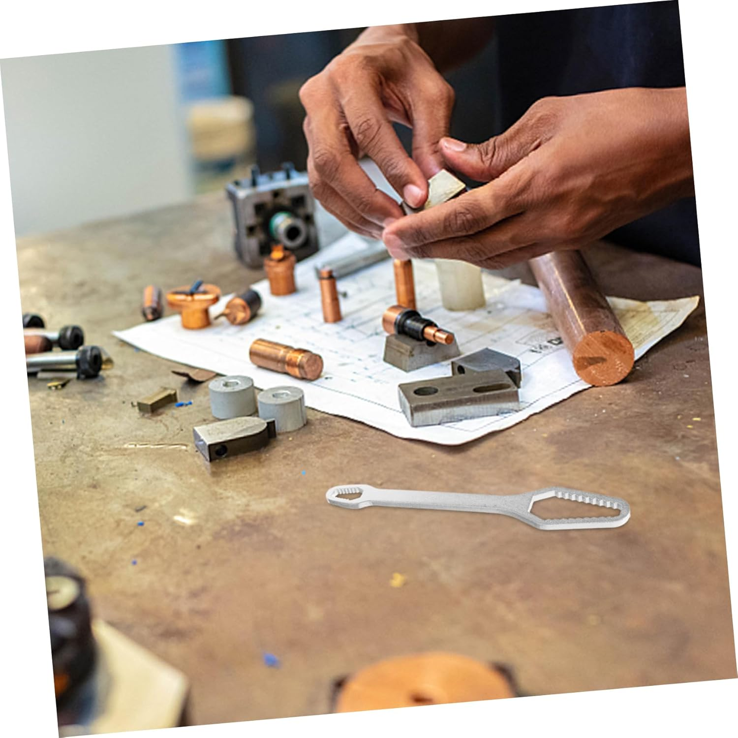 Homoyoyo Multifunctional Wrench Tool Adjustable Double-Ended Self-Tightening Wrench for Automotive and Household Repairs Construction Efficient Versatile Use image number 5