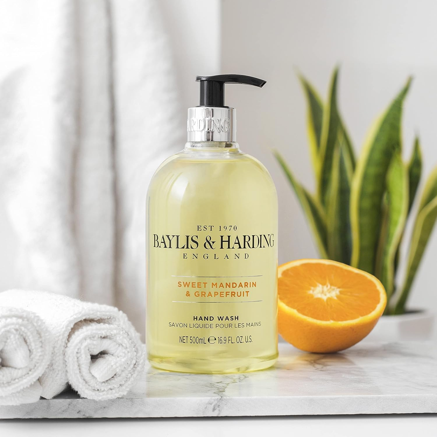 Baylis & Harding Sweet Mandarin & Grapefruit Hand Wash (Pack of 3), 0.57 Kilograms image number 2