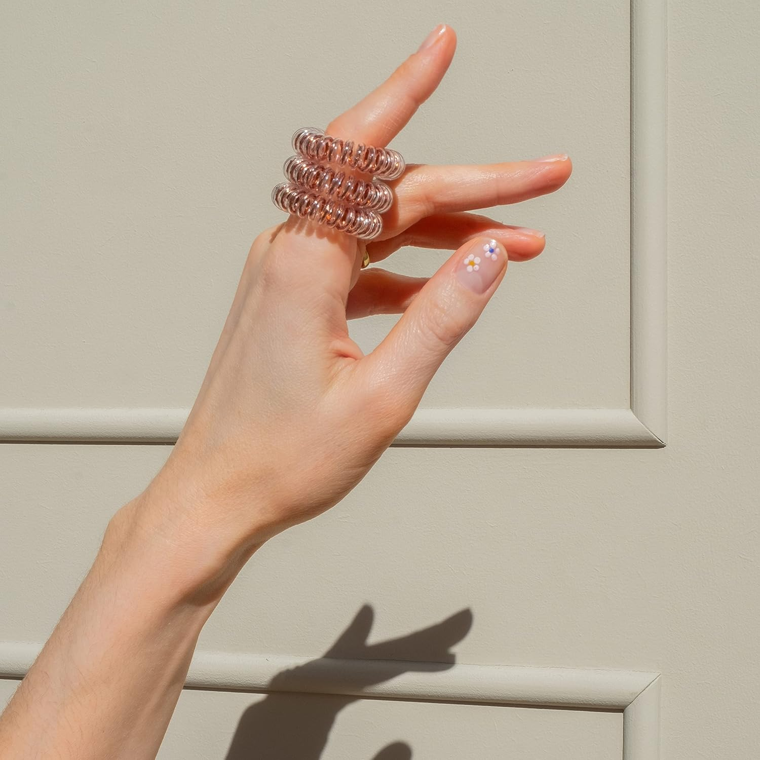 Invisibobble Original Time to Shine Edition Bronze Me Pretty Traceless Hair Ring image number 5