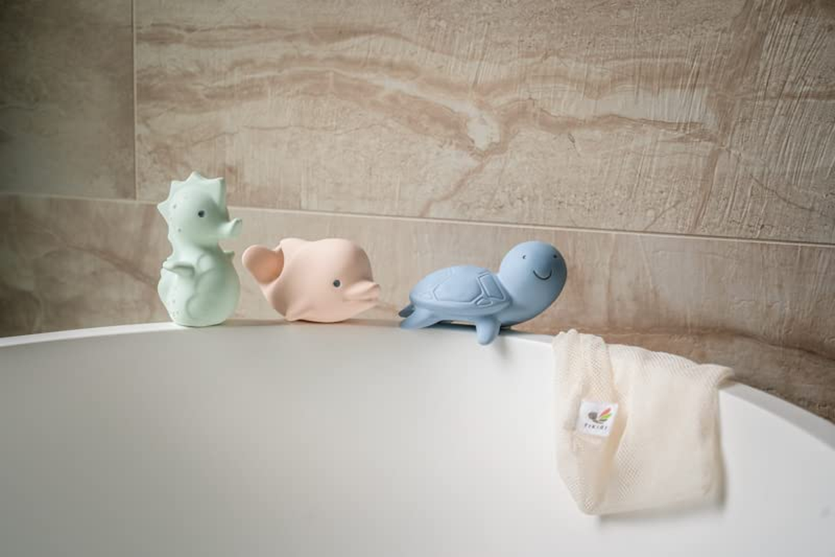 Tikiri Ocean Buddies Marshmallow Fully Enclosed Natural Rubber Bath Toy Set image number 5