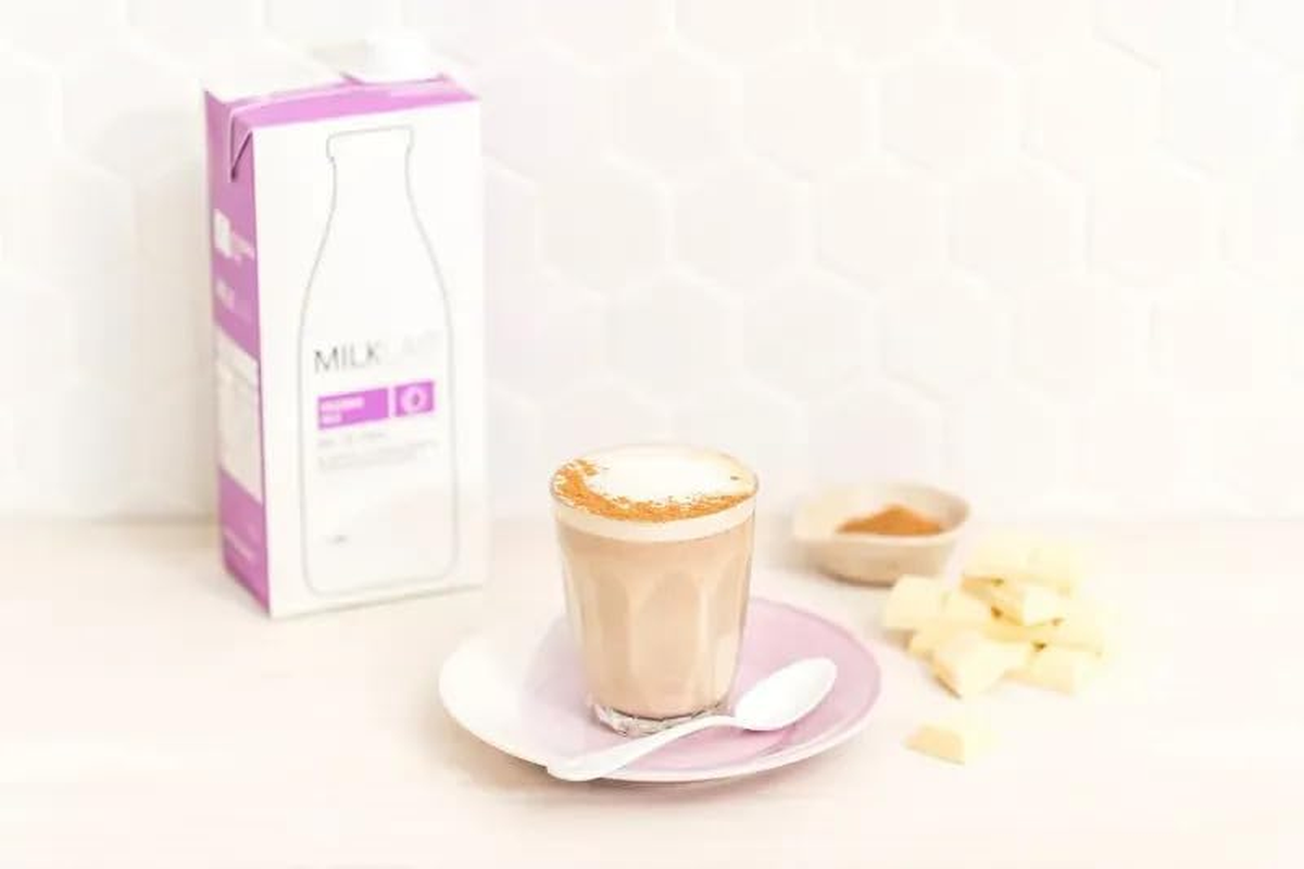 MILKLAB Macadamia 1 Litre, Plant-Based Beverage, a Decadent, Creamy Flavour to Complement Espresso Coffee image number 2