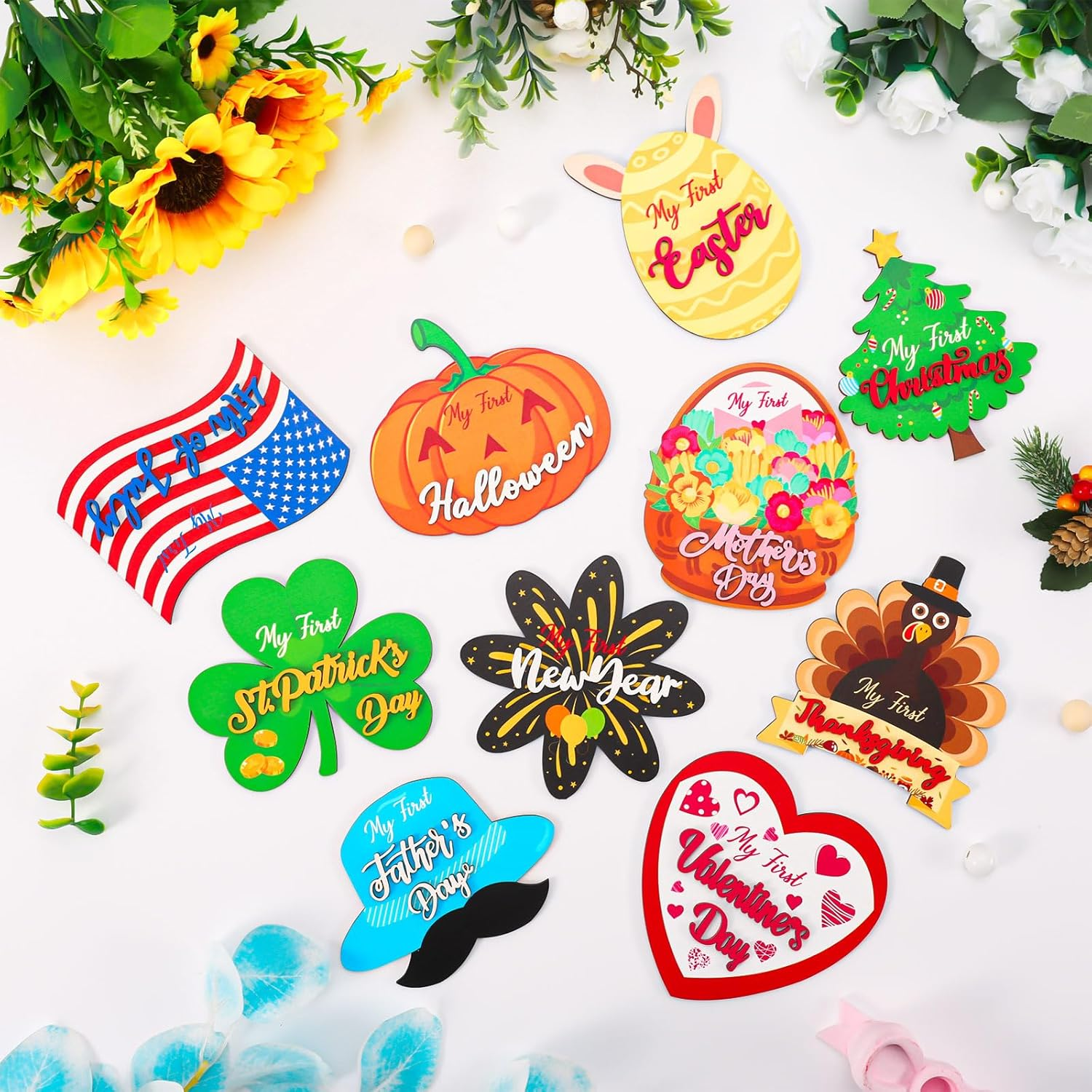 Whaline 10 Pcs My First Holiday Baby Milestone Cards Shaped Wooden Marker Announcement Sign for Pregnancy Newborn Baby Growth Photo Prop Decor Supplies image number 1