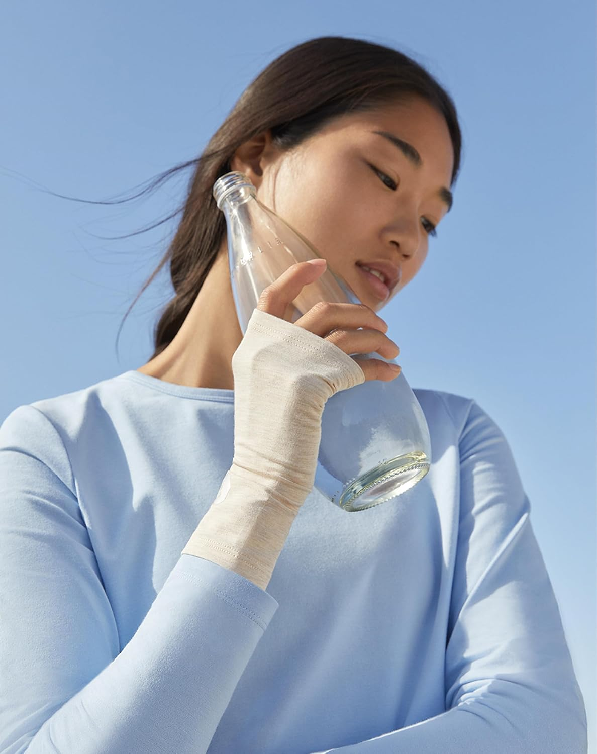 Solbari Unisex Hand Covers UPF 50+, Breathable UV Protection, Fingerless Gloves for Sensitive Skin, Outdoor Accessory image number 3