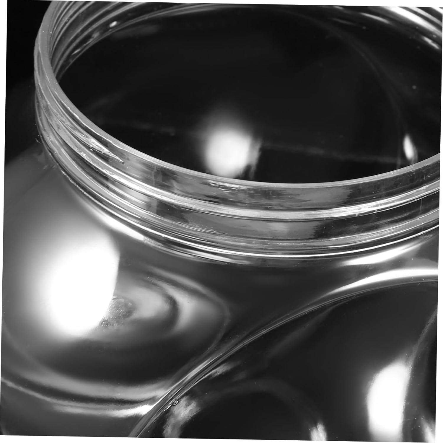 UTHCLO 3Pcs Clear Candy Jars Lids Multi-Functional round Cookie Containers for Snacks Sweets Storage Stylish Transparent Design for Home Office Parties Capacity image number 1