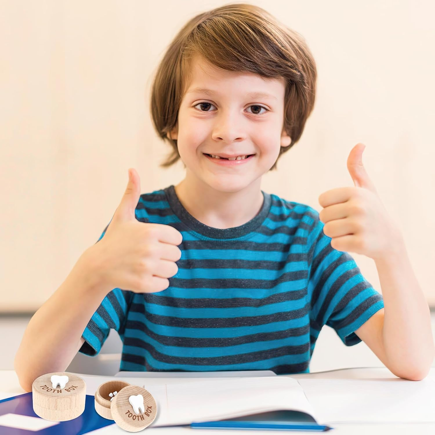 YQQYG 2 Pcs Tooth Fairy Tooth Holder, Wooden Tooth Holder Memory Box with 3D Tooth, Tooth Keepsake Box for Kids Lost Teeth image number 2