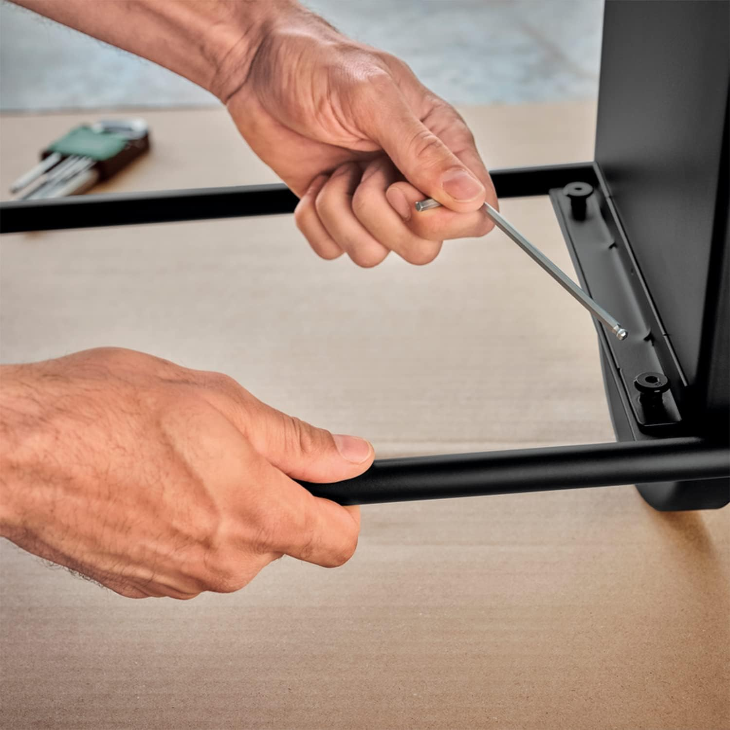 Bosch 9-Piece Hex Key Set (Multi-Tasking Hex Keys Made of High-Quality S2 Steel; 1.5-10Mm; Long Arm; Ball-End 30-Degree Offset; Rust-Protected, Storage Clip)