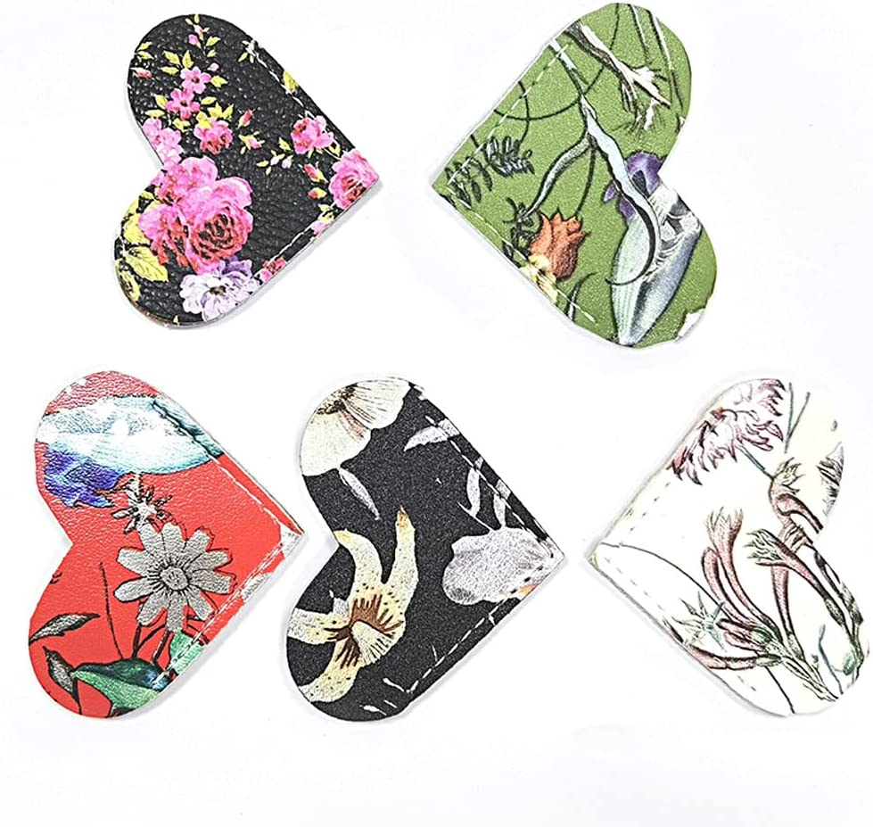 Handmade Leather Heart Bookmark - Cute Reading Accessory (5 Colors) image number 4