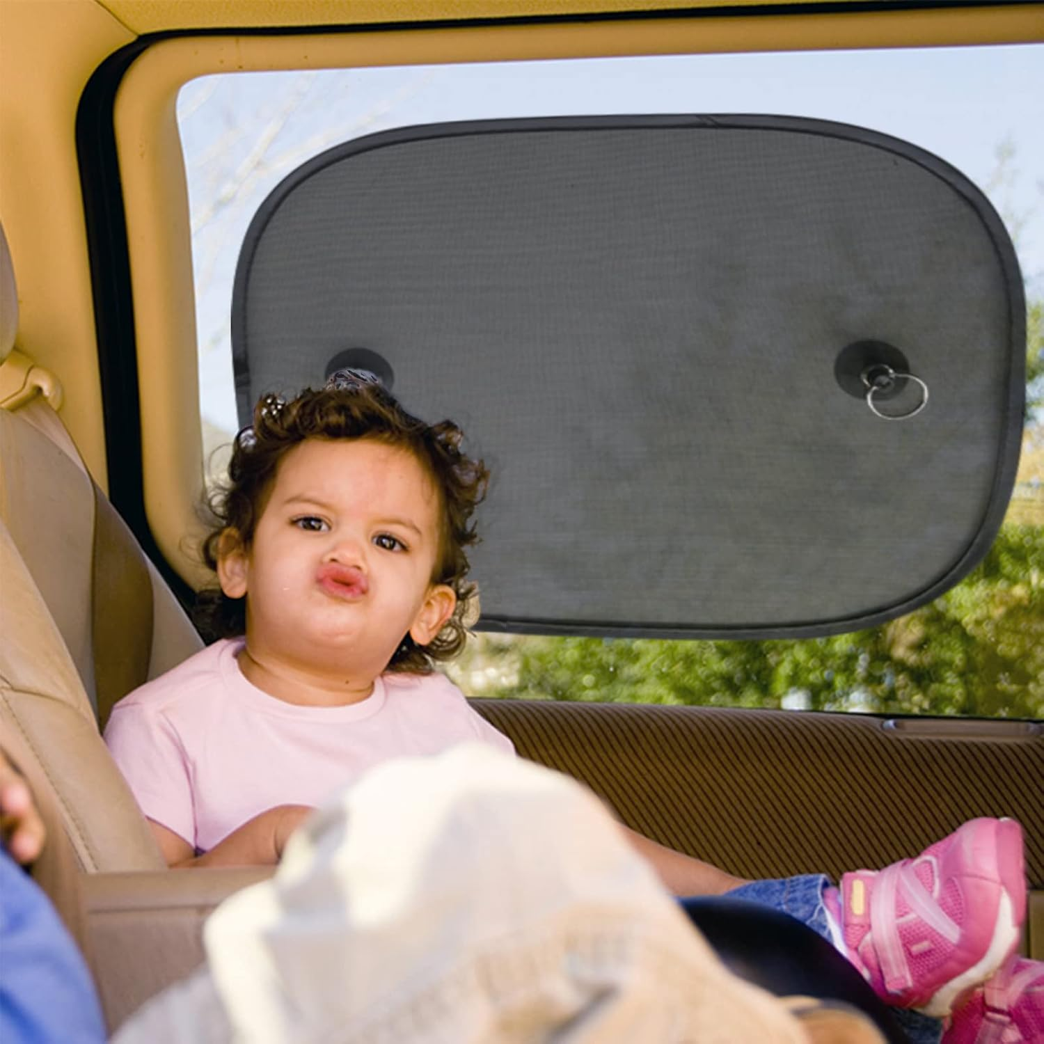 Car Sun Shade for Baby, 2 Pack Car Window Sun Shade Cover with 4 Suction Cups, Universal Baby Window Shade UV Protection Sun Visor for Cars (30 * 50Cm) image number 4