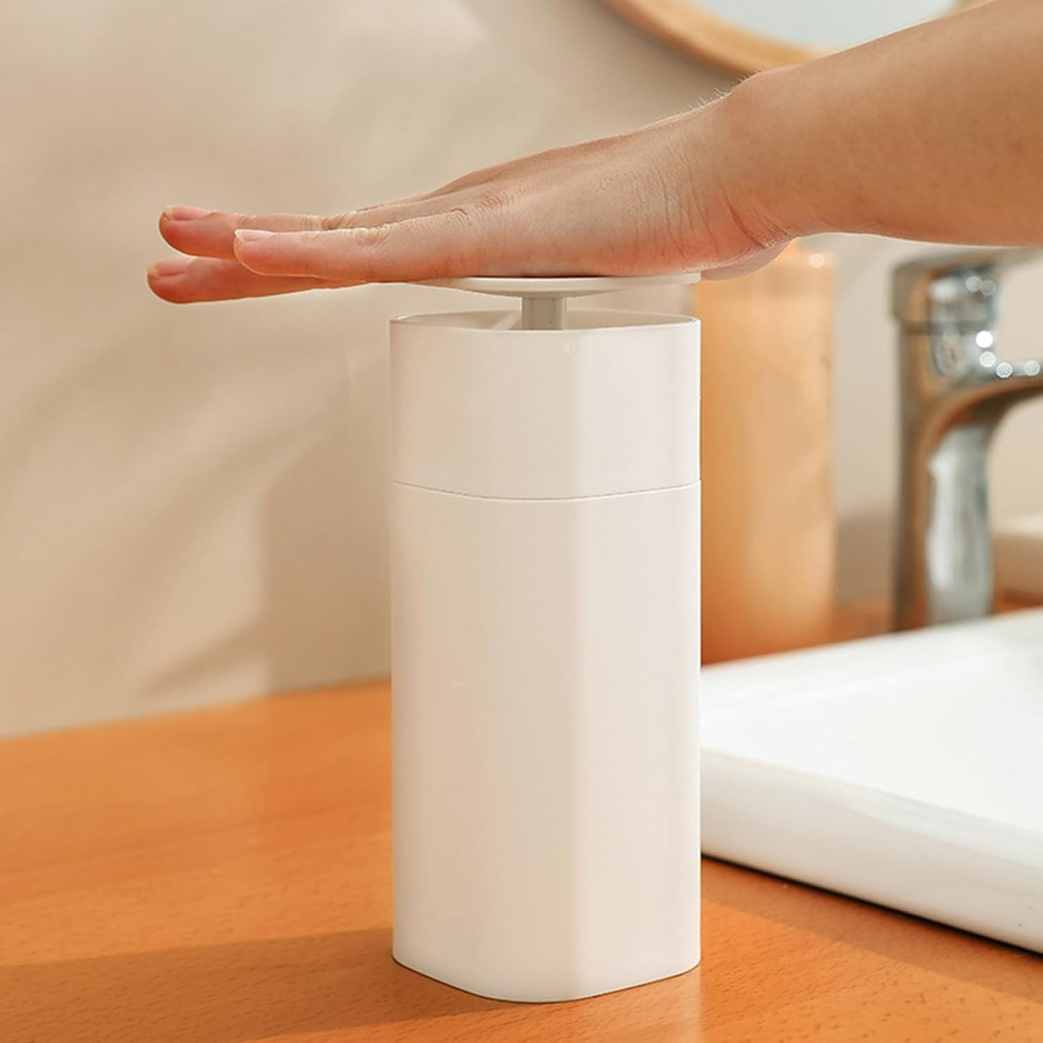 Pump Dispenser, Push down Versatile Dispenser Bottle Leakage Proof for Lotion (White) image number 3