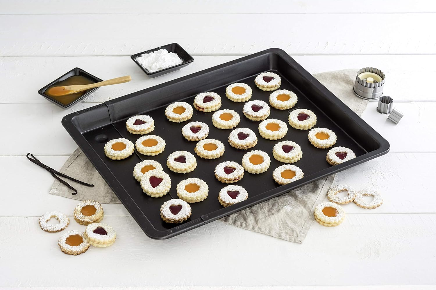 Zenker 6540 Extendable Baking Tray, Black image number 3