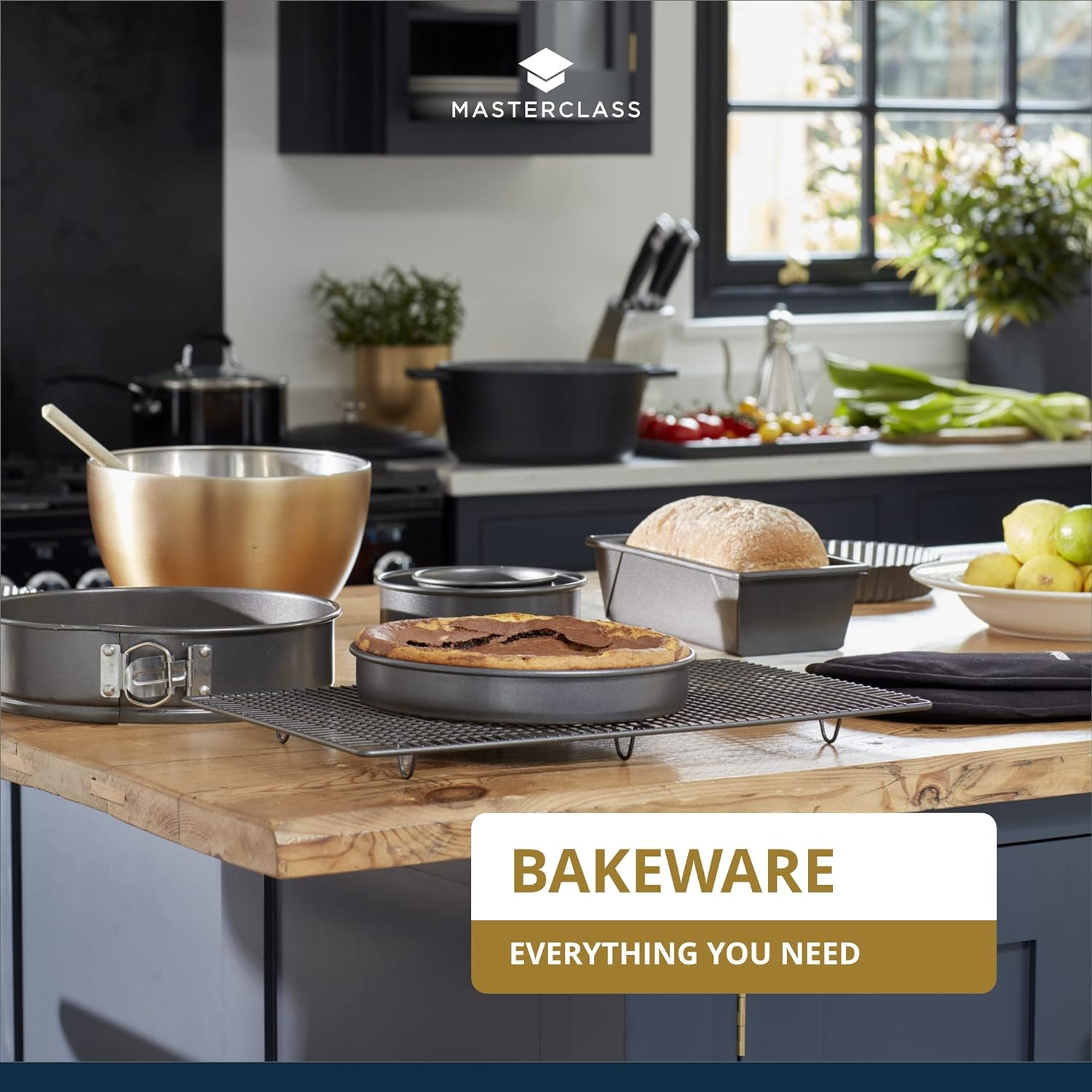 Masterclass KCMCHB22 18Cm Loose Based Sandwich Tin with PFOA Non Stick, Robust 1Mm Thick Carbon Steel, 7 Inch round Cake Pan, Grey image number 1