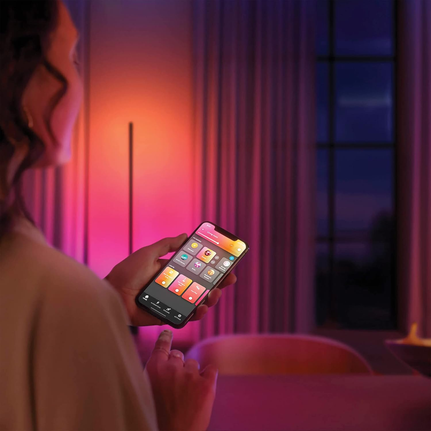 Philips Hue Signe Gradient White & Colour Ambiance Smart Table Light LED with Bluetooth, Black image number 3