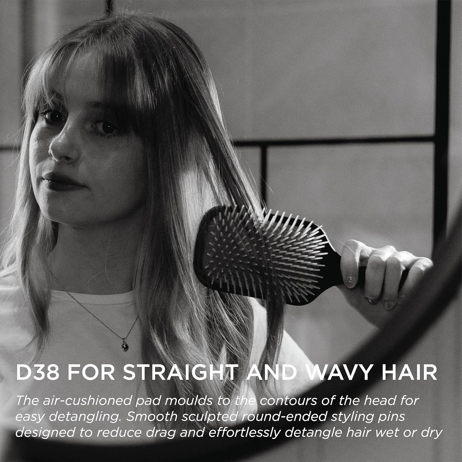 Denman Detangler D38 Hair Brush for Fast and Comfortable Detangling, Blow Drying and Styling - Combination of D3 Styling Pins & Paddle Brush - for Women and Men (Red & Black) - Pink Crush image number 3