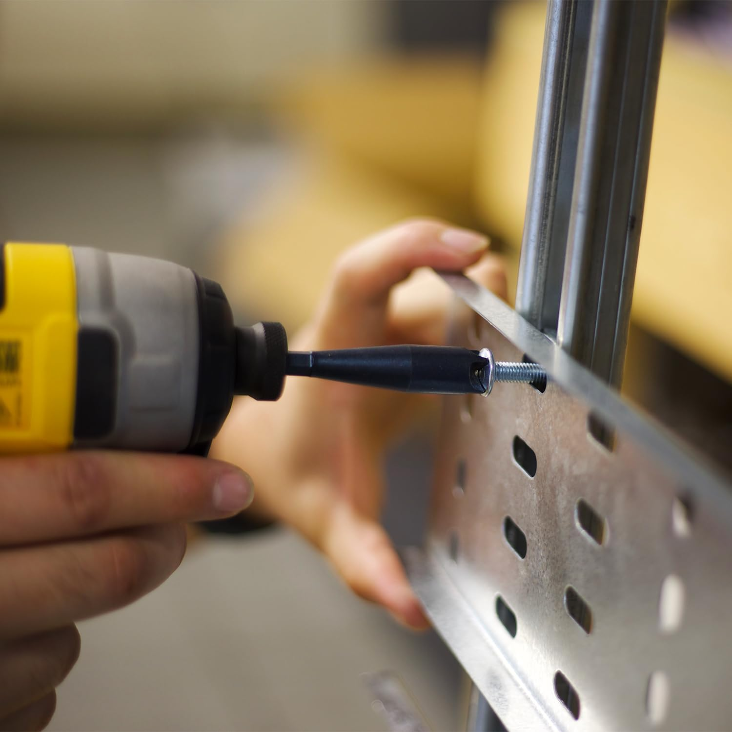 C.K Tools Roofing Bolt Driver Bit, Magnetic 4 Blade Design for Roofing Bolts, Impact Rated S2 Steel, 6.35Mm Hex Shank, Ideal for Roofing Tools and Impact Drivers, CK T4561 image number 3