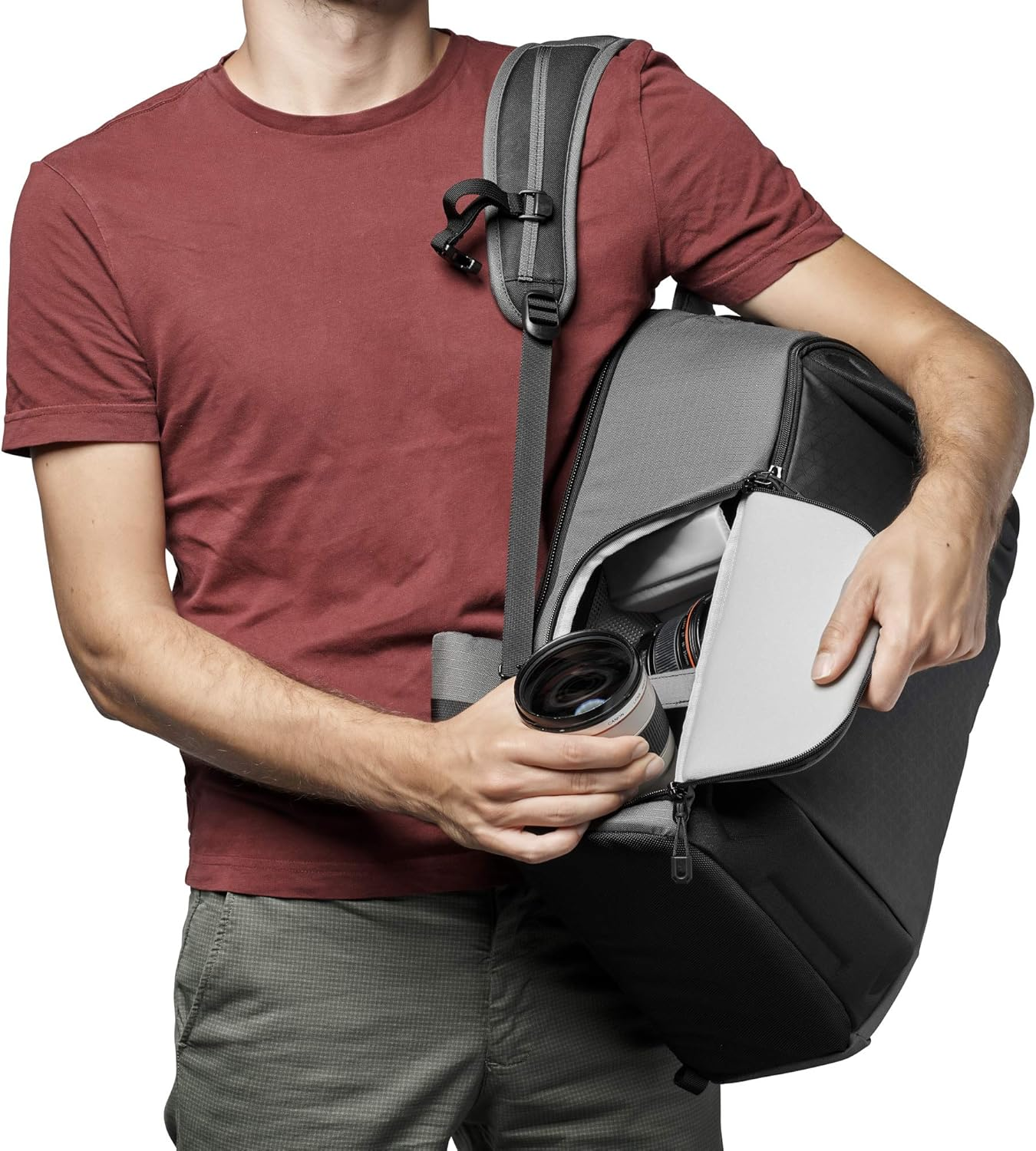 Lowepro Flipside BP 400 AW III Mirrorless and DSLR Camera Backpack - Dark Grey - with Rear Access - with Side Access - with Adjustable Dividers - for Mirrorless Cameras, LP37353-PWW image number 3