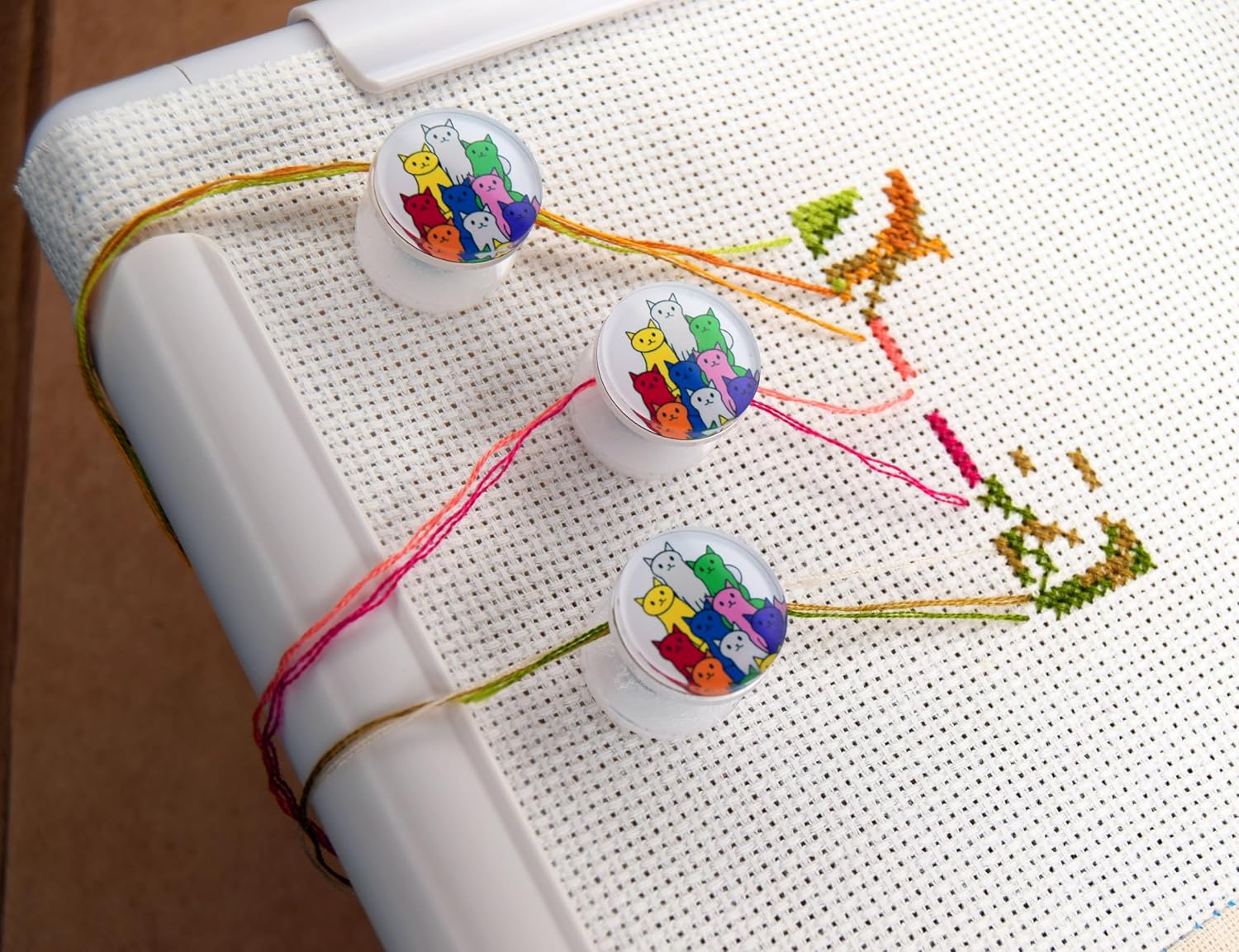 Needle Minder for Cross Stitch the Set of 3 Parking Bobbins Needle Minders Floss Holders Keeper Magnetic Clips Tightening Floss Cross Stitch Parking Bobbins for Embroidery Frame Scroll Rod Qsnap Hoop Tension Clips Thread Catcher image number 1