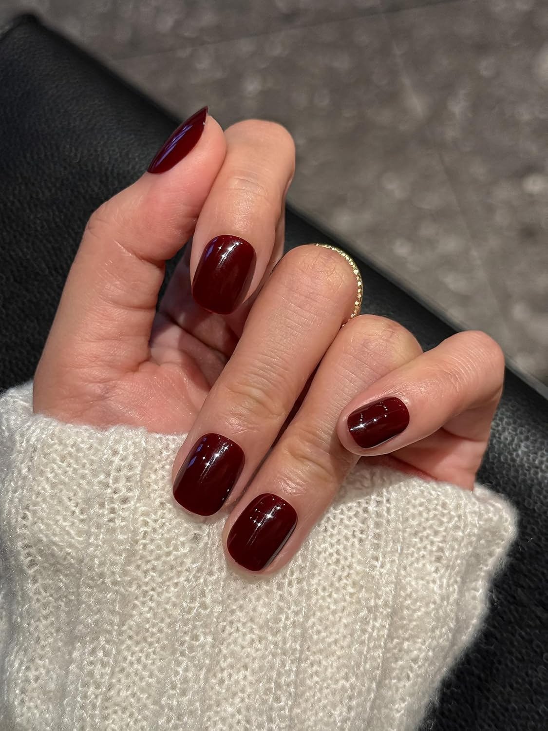 Bianco Sue Press-On Nails | Deep Red Extra Short Squoval False Nails, Reusable Stick-On Fake Nails with Adhesive Tabs and Glue | Salon-Grade Quality | Transparent Storage Box | 15 Sizes - 30 Nail Kit image number 2