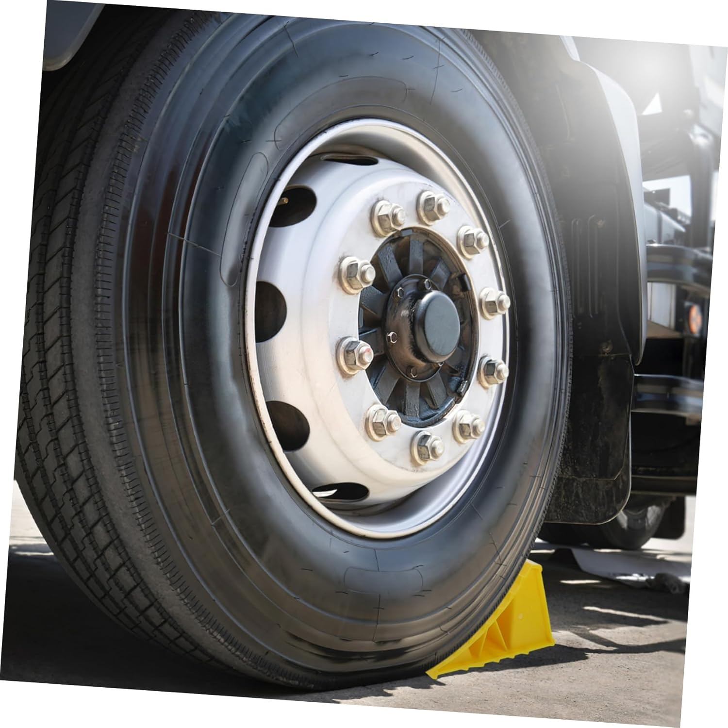 DONFAMDS 1Pair Heavy Duty Wheel Chocks Anti- Tire Blocks for Cars Portable Wheel Stopper for Rv Trailer Truck Safety Lightweight Design image number 2