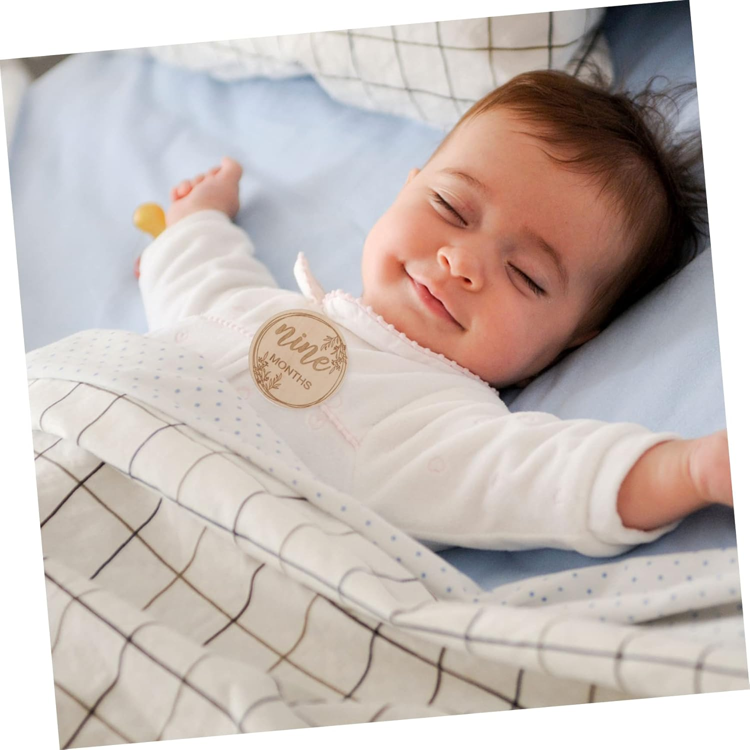 1Set Wooden Monthly Commemorative Cards Smooth Milestone Cards for Newborn Photography Stylish Growth Memory Keepsakes image number 4