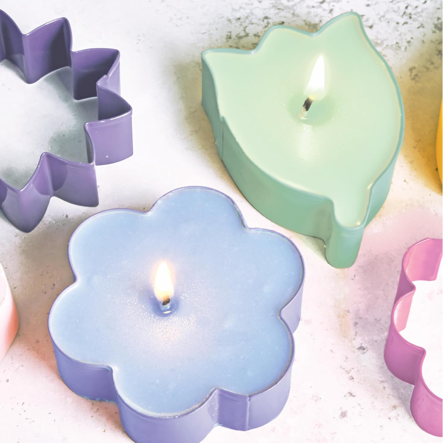 Craft Maker Luxury Candles Kit - DIY Candle Making for Adults - Wax and Moulds Included - Easy-To-Follow Projects - Creative Arts and Crafts - Luxury Gifts image number 3