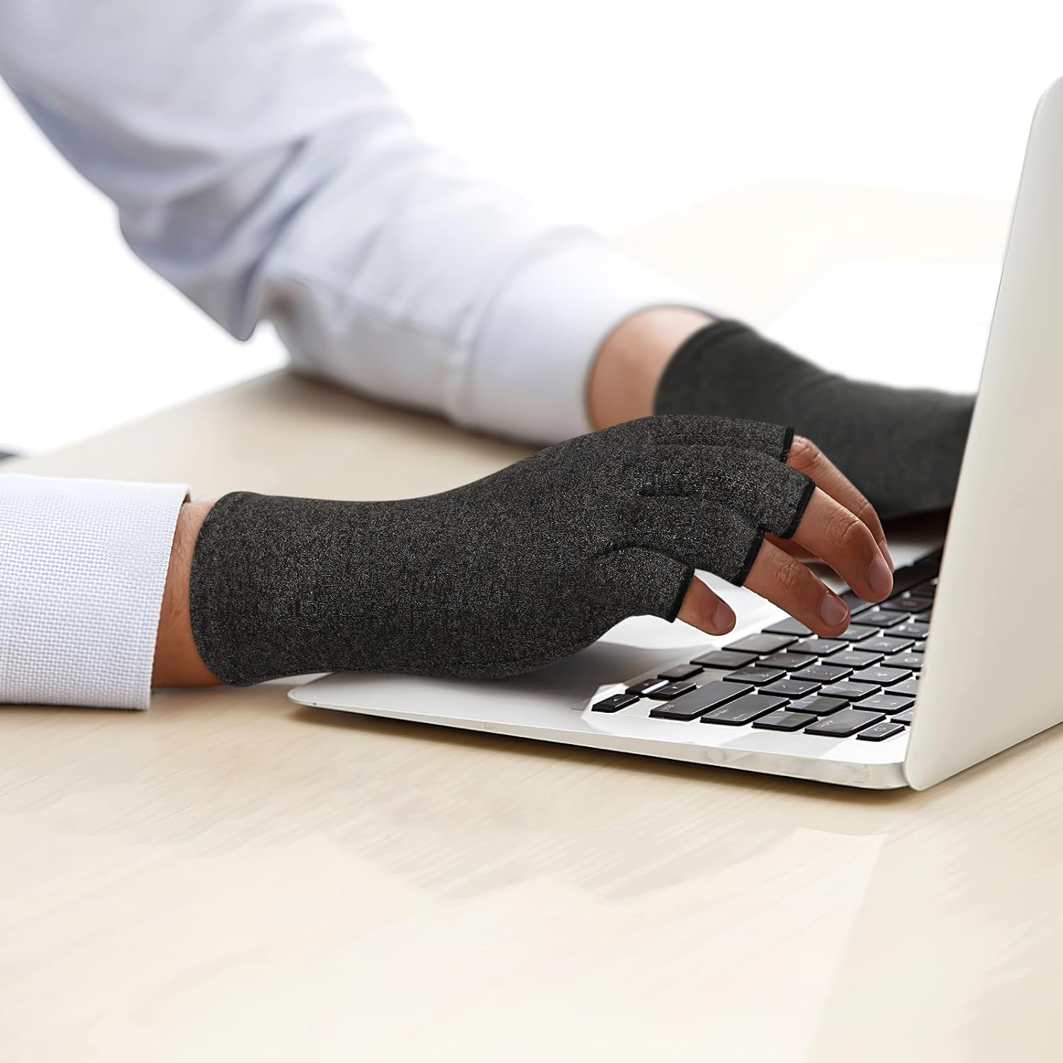 Duerer Arthritis Gloves Women Men, Carpal Tunnel, Rheumatiod, Tendonitis, Fingerless Hand Thumb Compression Gloves, (Black, L) image number 3