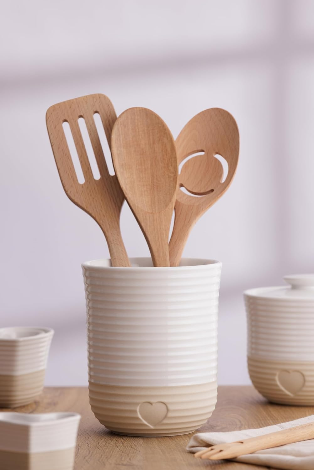 Mason Cash Rustic Charm Utensil Holder Stoneware with Debossed Heart Motif Durable Large Capacity for Kitchen Tools & Gadgets Stylish Countertop Organizer