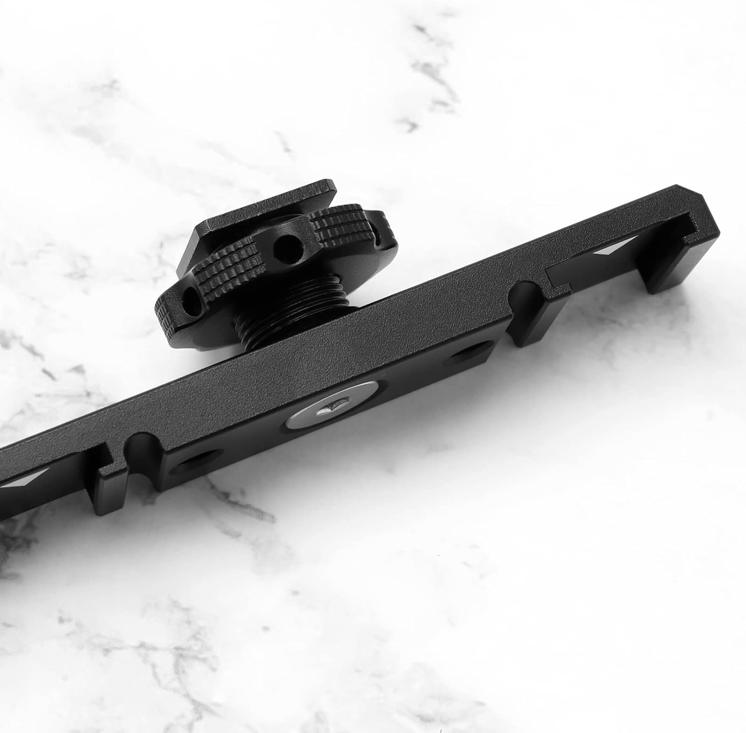 VGOL Hot Shoe Adapter Camera Dual Cold Shoe Mount Bracket Aluminum Alloy Hot Shoe Extension Bar for Microphone Flash LED Lights Monitors 1/4" Thread Hole