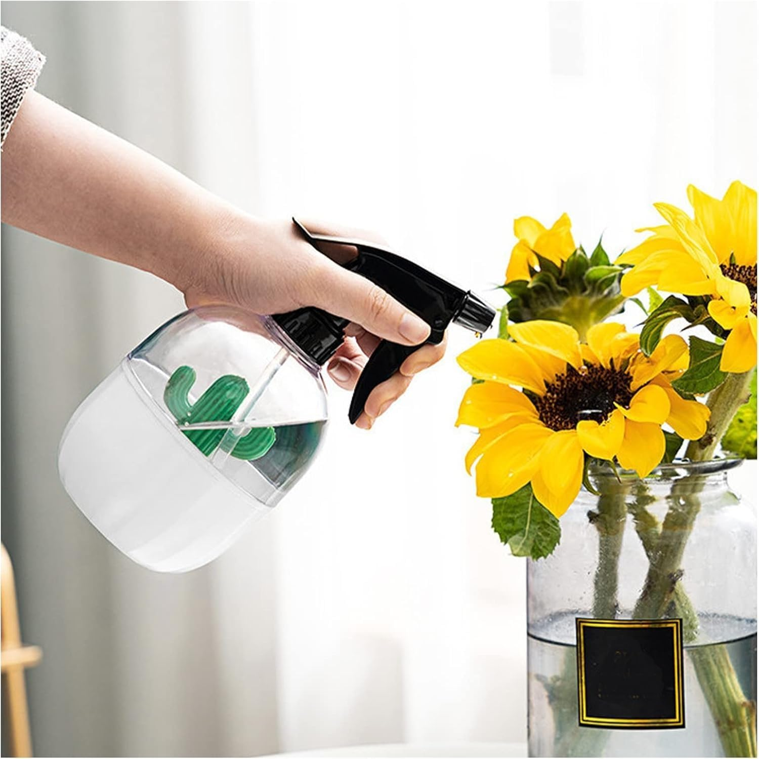 Water Spray Bottle, Watering Can for Indoor Plants with Adjustable Nozzle - 2 Ways Plastic Mister for Gardening (Green, One Size) image number 3