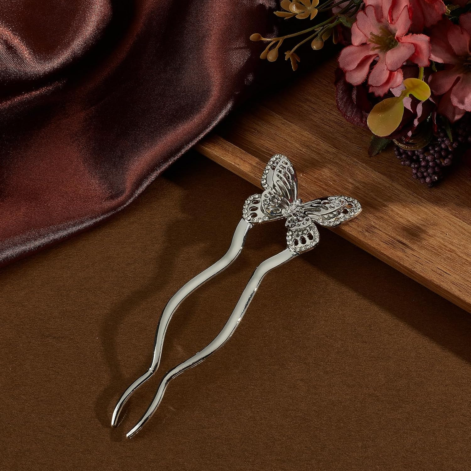 NICENEEDED 2 PCS Vintage Butterfly Hairpins, U-Shaped French Twist Alloy Hair Forks, Silver Gold Double Prong Hair Accessories for Wedding Party Holiday Daily