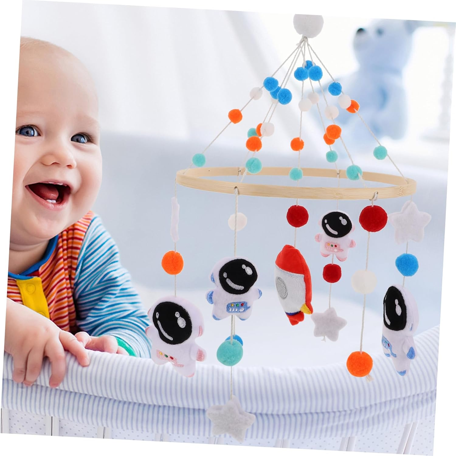 Pendant with Astronaut Versatile Nursery Decoration for Cribs Cots Strollers Montessori for Visual Development image number 2