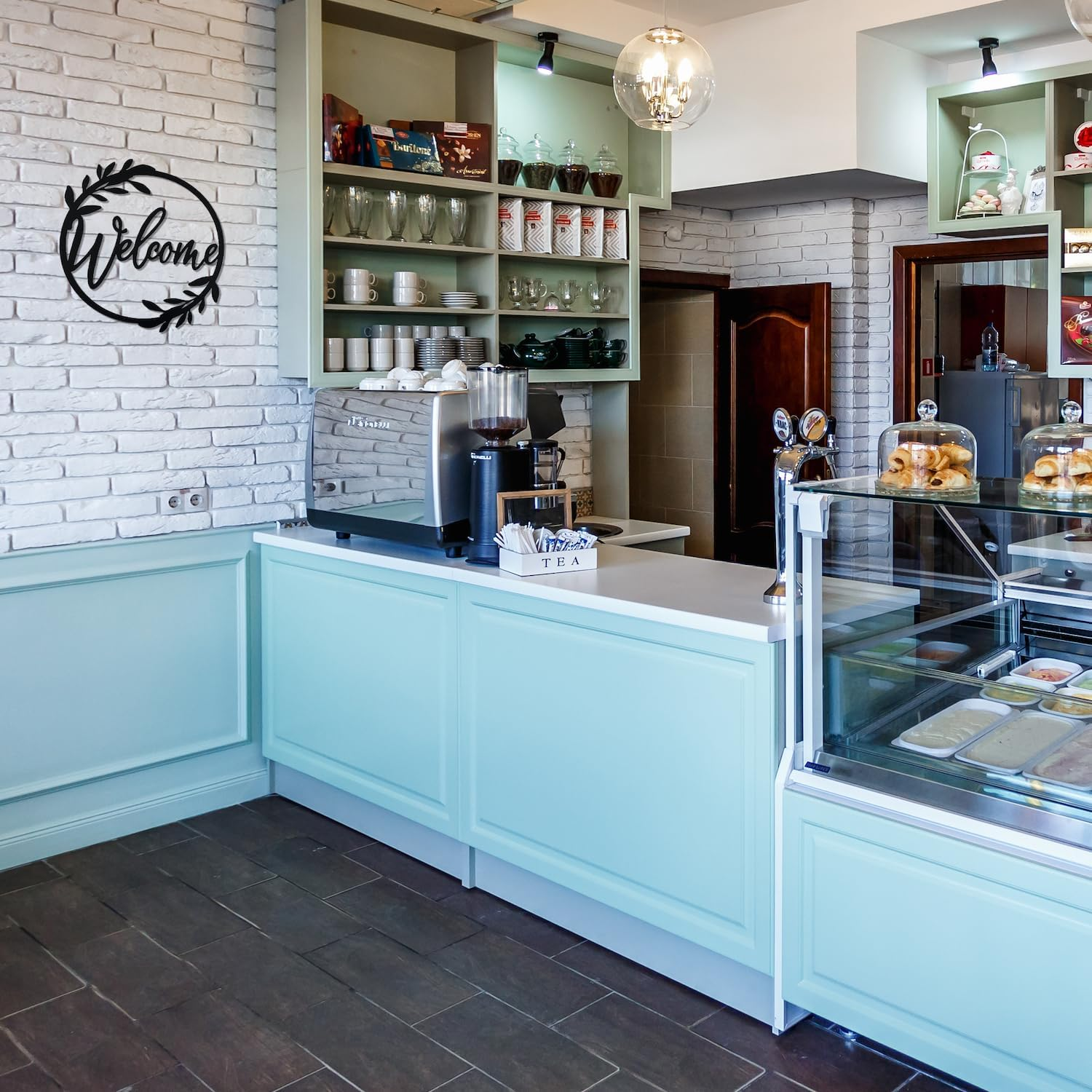 Metal Welcome Sign for Front Door - Large 13.5 Inch Black Wall Decor - Indoor Outdoor Home Decor Perfect for Front Porch, Living Room, and Kitchen (Wreath Style) image number 3