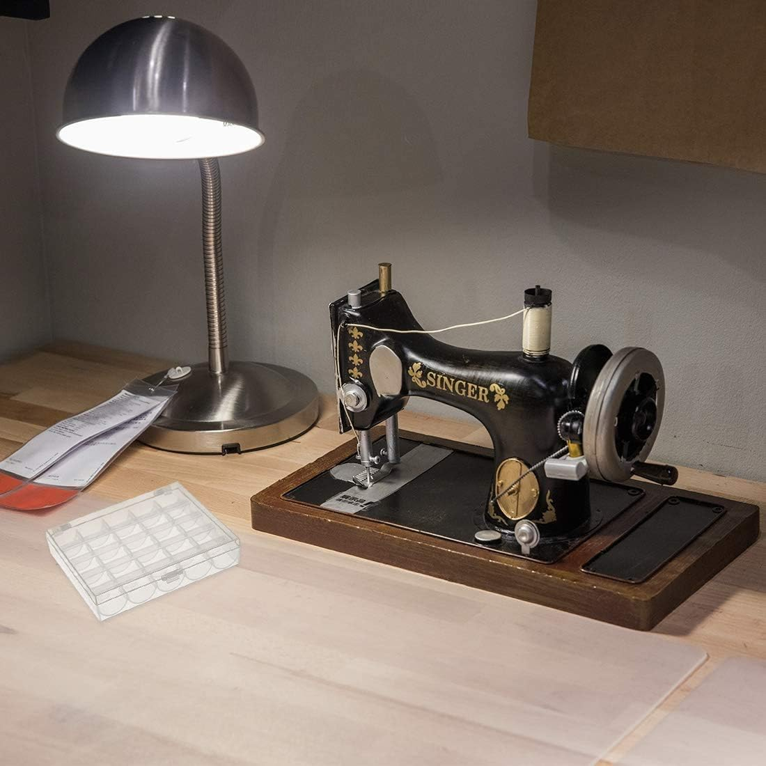 Bobbin Box,Machine Bobbin Organizer Plastic Case,Transparent 25 Slots Empty Bobbins Spools Box，Sewing Craft Plastic Case Storage Box for Sewing Machine image number 4